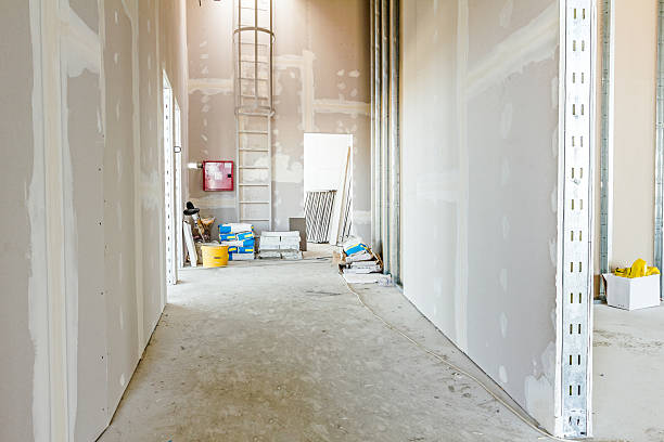 Garage Floor Epoxy Painting in California City, CA